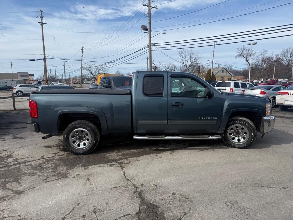 Chevrolet Silverado 1500 LS Extended Cab 2WD 2012