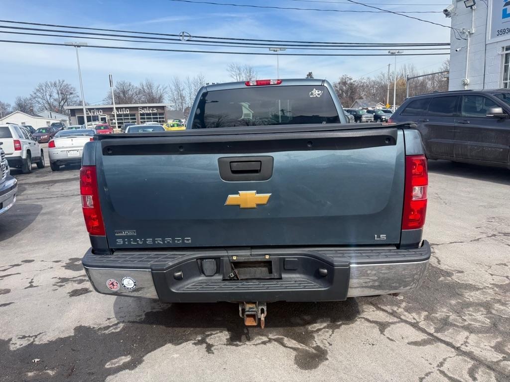 Chevrolet Silverado 1500 LS Extended Cab 2WD 2012