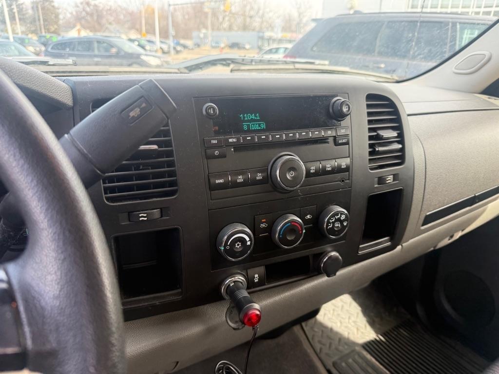 Chevrolet Silverado 1500 LS Extended Cab 2WD 2012