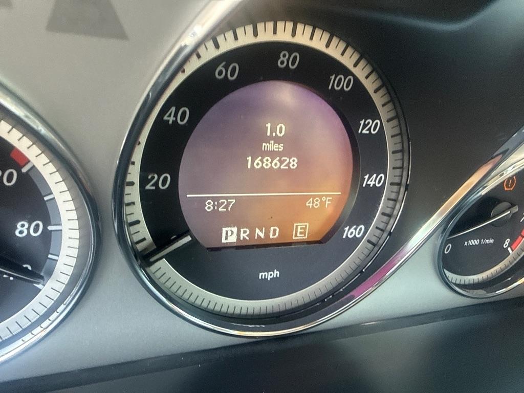 Mercedes-Benz C-Class C300 4MATIC Sport Sedan 2011