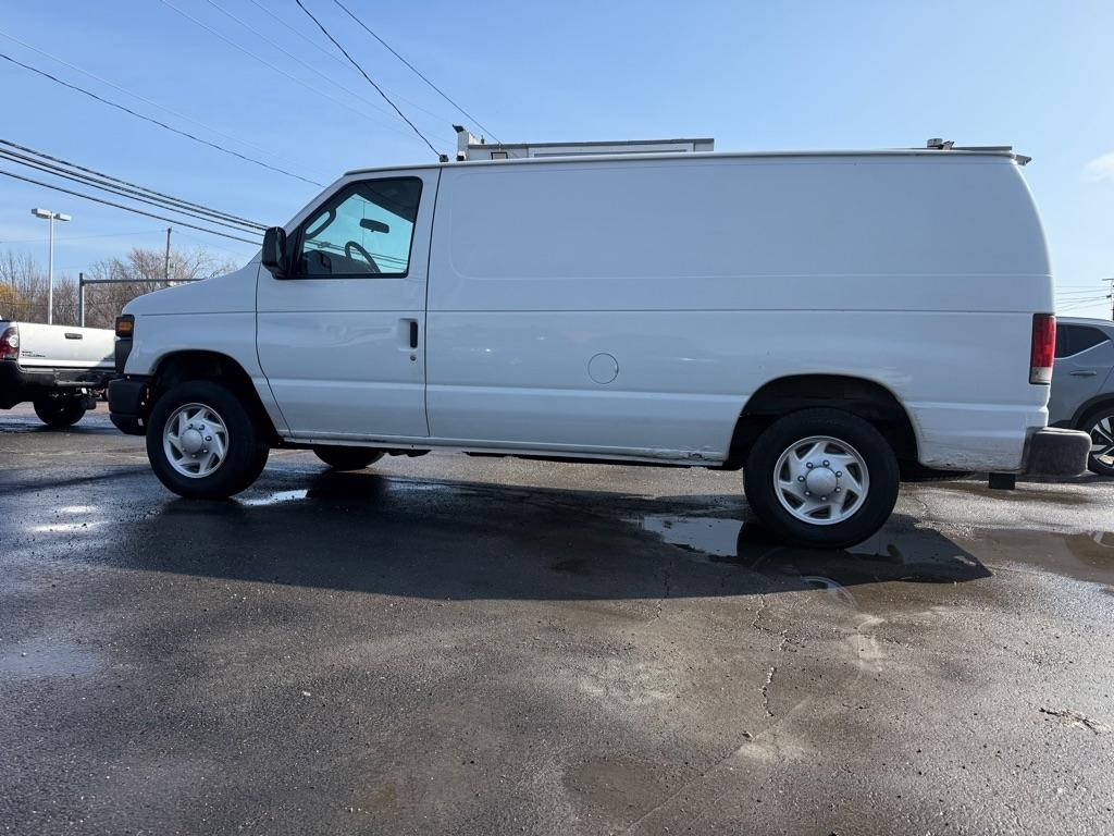 Ford Econoline E-150 2012