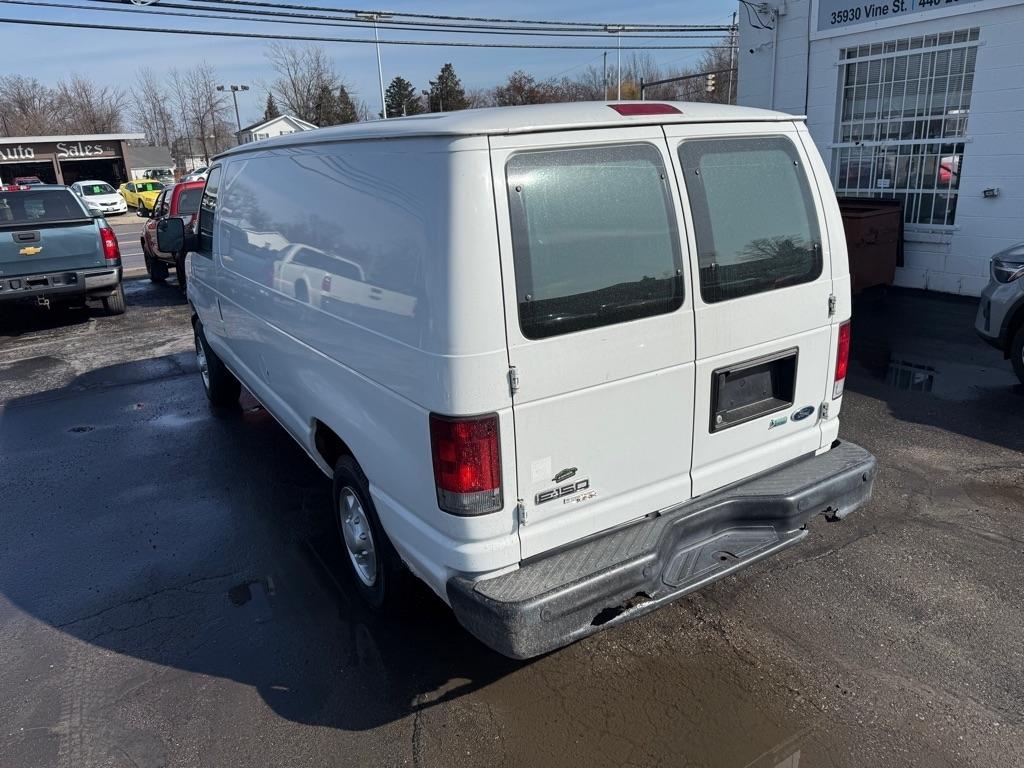 Ford Econoline E-150 2012