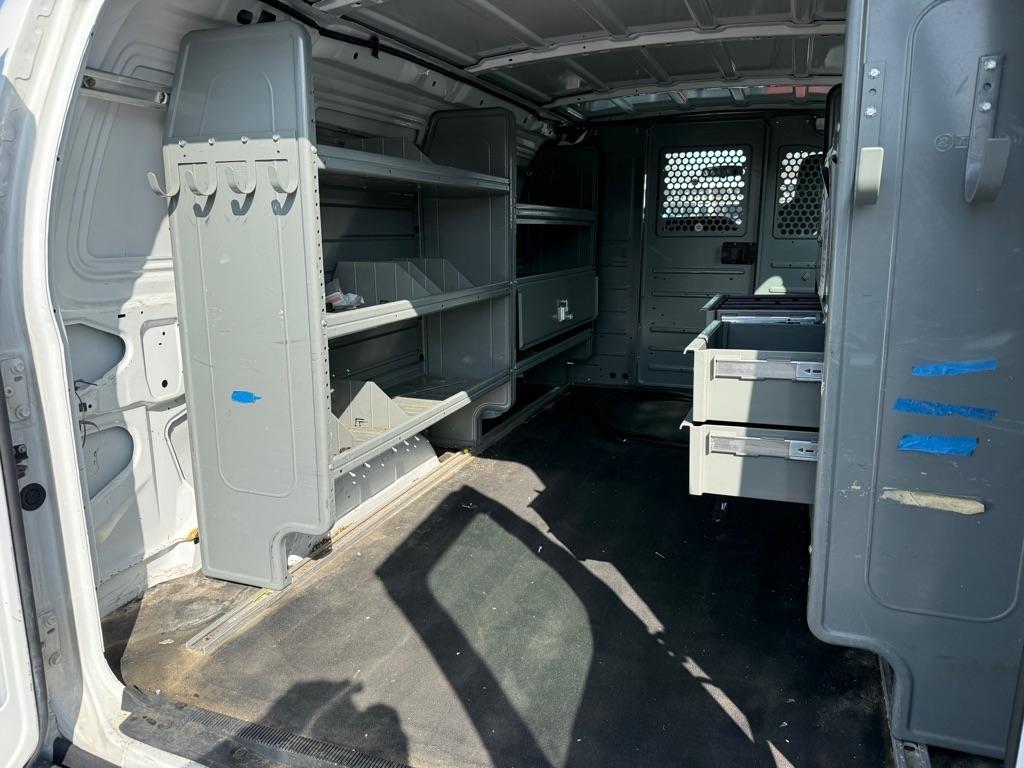 Ford Econoline E-150 2012