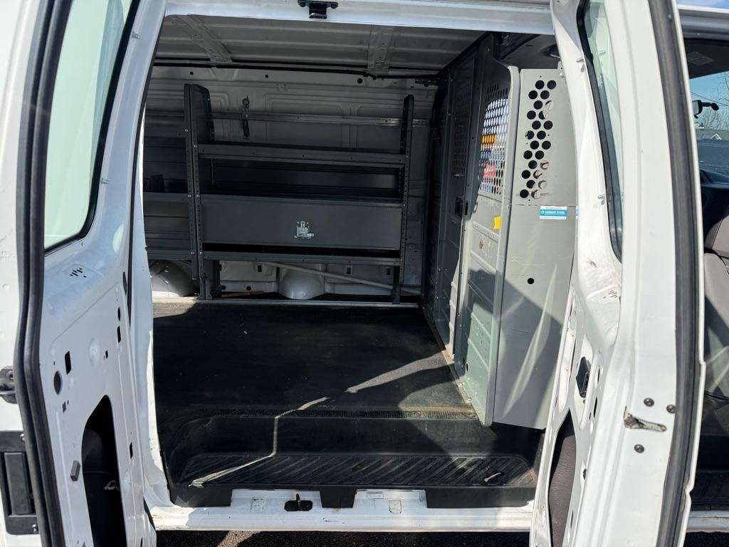 Ford Econoline E-150 2012