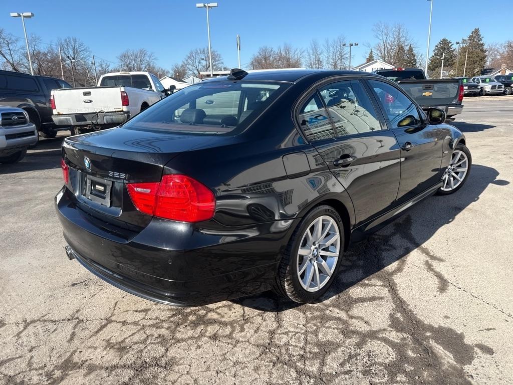 BMW 3-Series 328i SA 2011