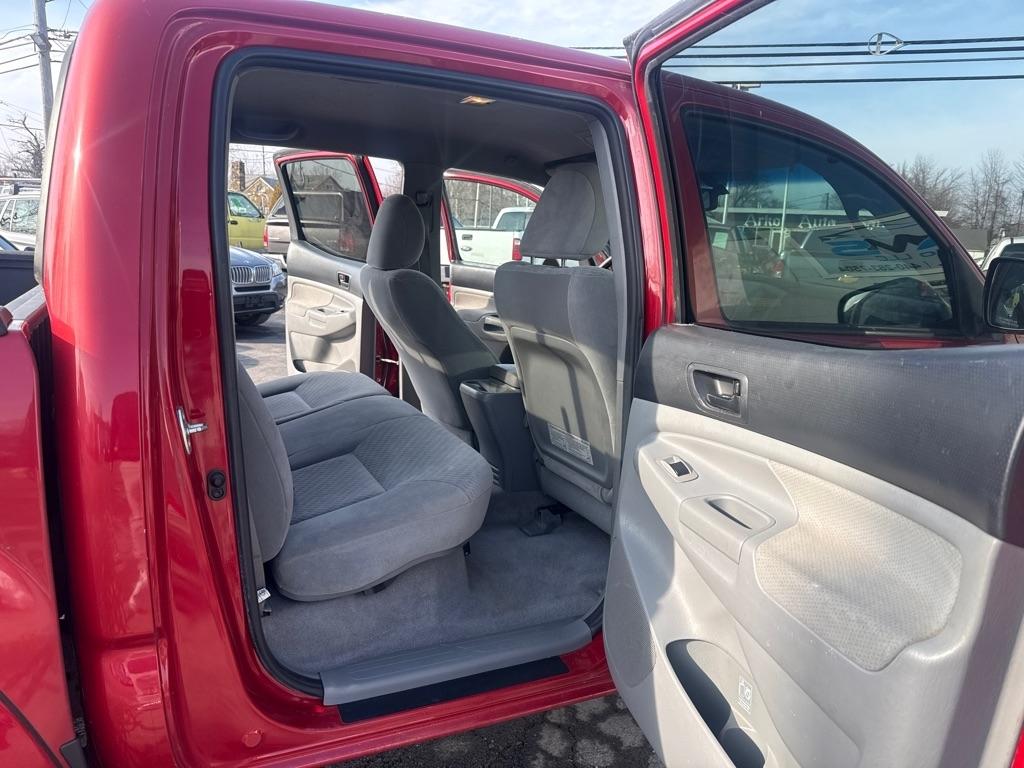 Toyota Tacoma PreRunner Double Cab V6 Auto 2WD 2009