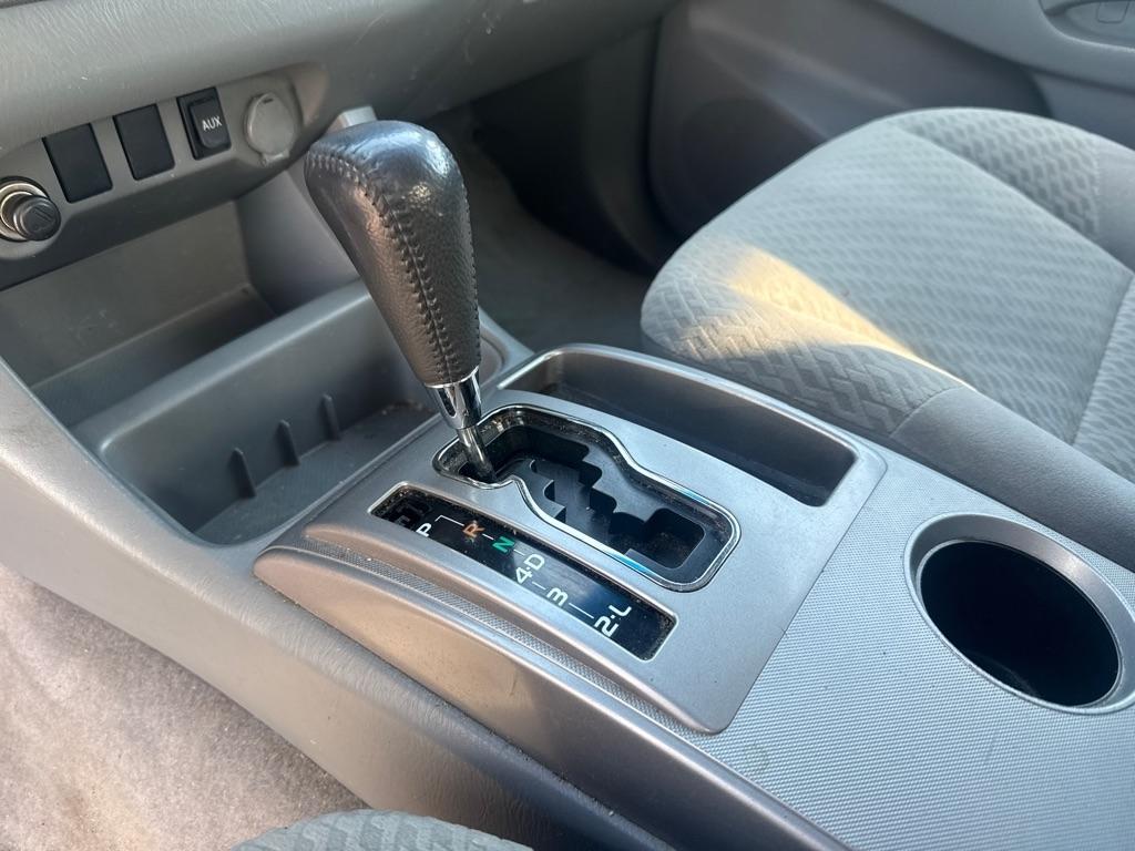 Toyota Tacoma PreRunner Double Cab V6 Auto 2WD 2009