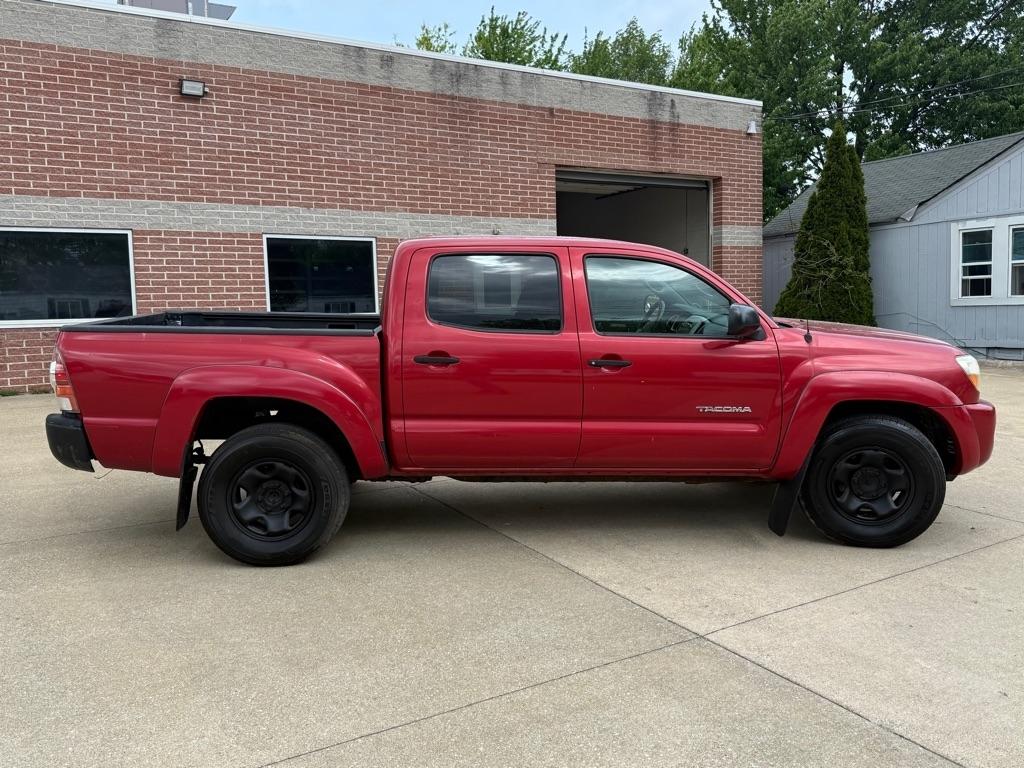 Toyota Tacoma PreRunner Double Cab V6 Auto 2WD 2009