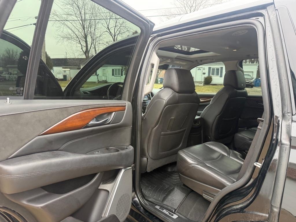 Cadillac Escalade Luxury 4WD 2020