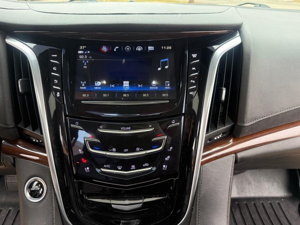 Cadillac Escalade Luxury 4WD 2020