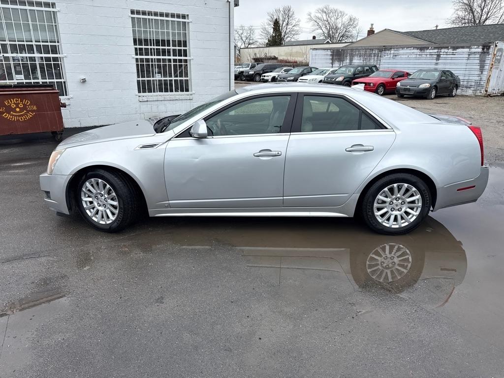 Cadillac CTS Luxury 2012