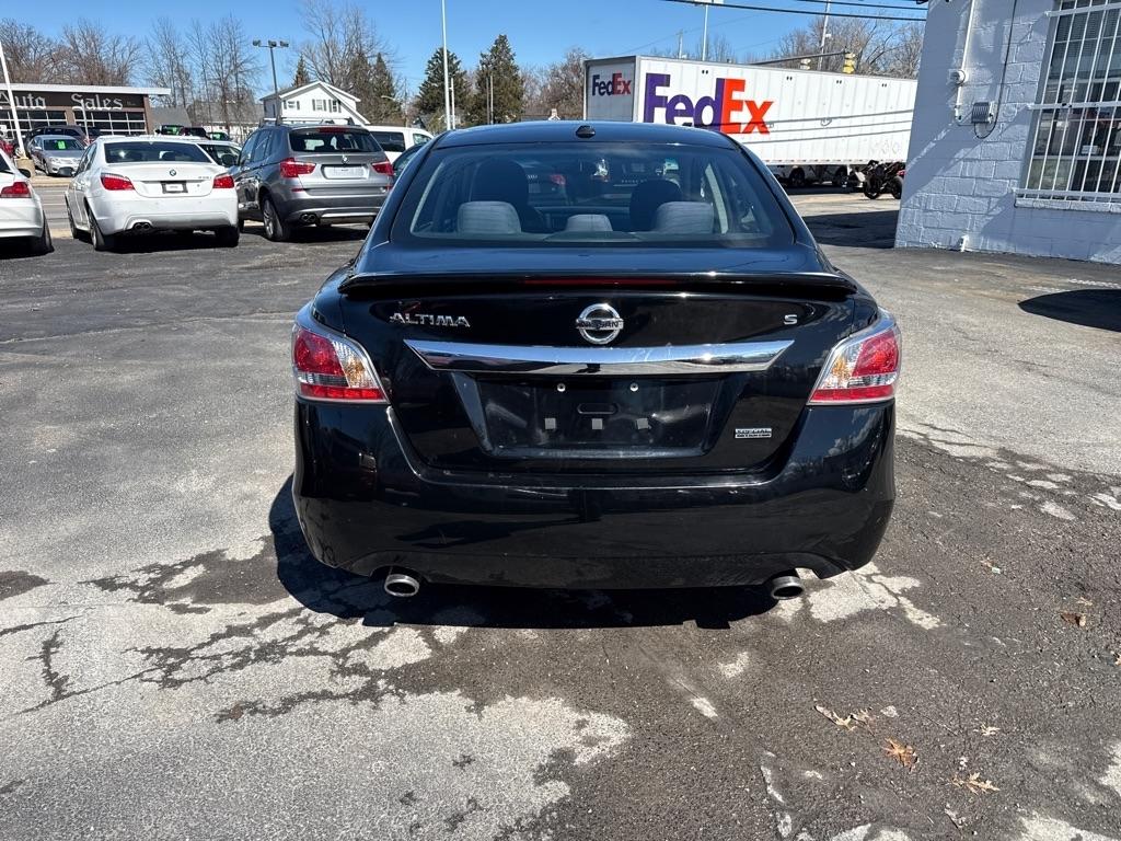 Nissan Altima 2.5 2015
