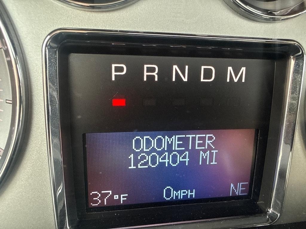 Cadillac Escalade ESV AWD Premium 2011