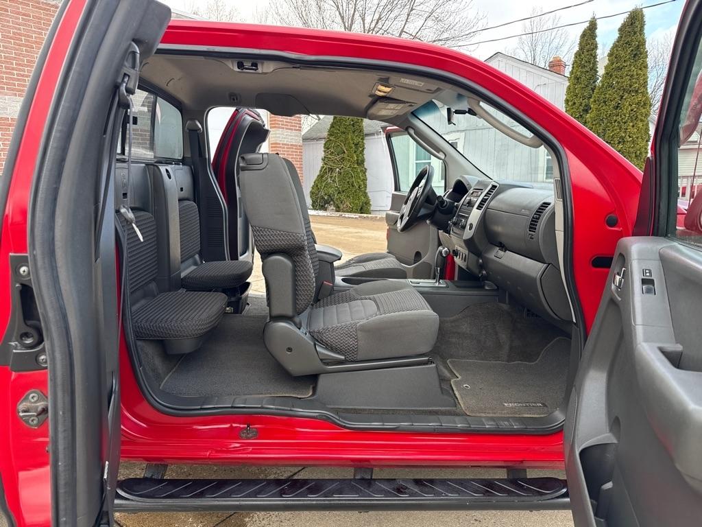 Nissan Frontier SE V6 King Cab 4WD 2010