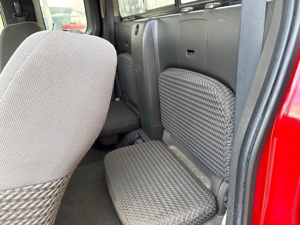 Nissan Frontier SE V6 King Cab 4WD 2010