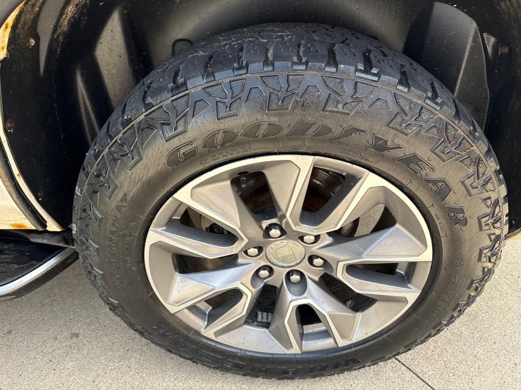 Cadillac Escalade  2010