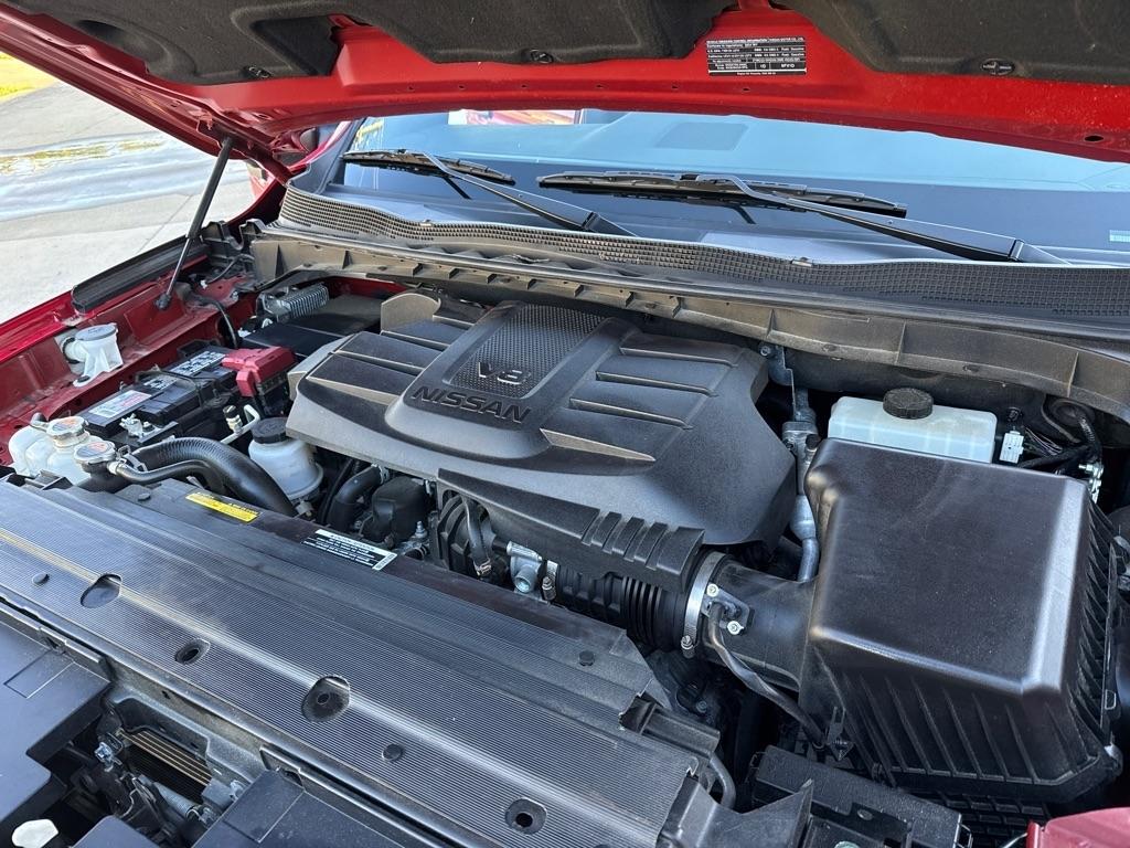 Nissan Titan PRO-4X Crew Cab 4WD 2024