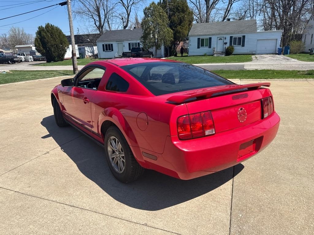 Ford Mustang  2006