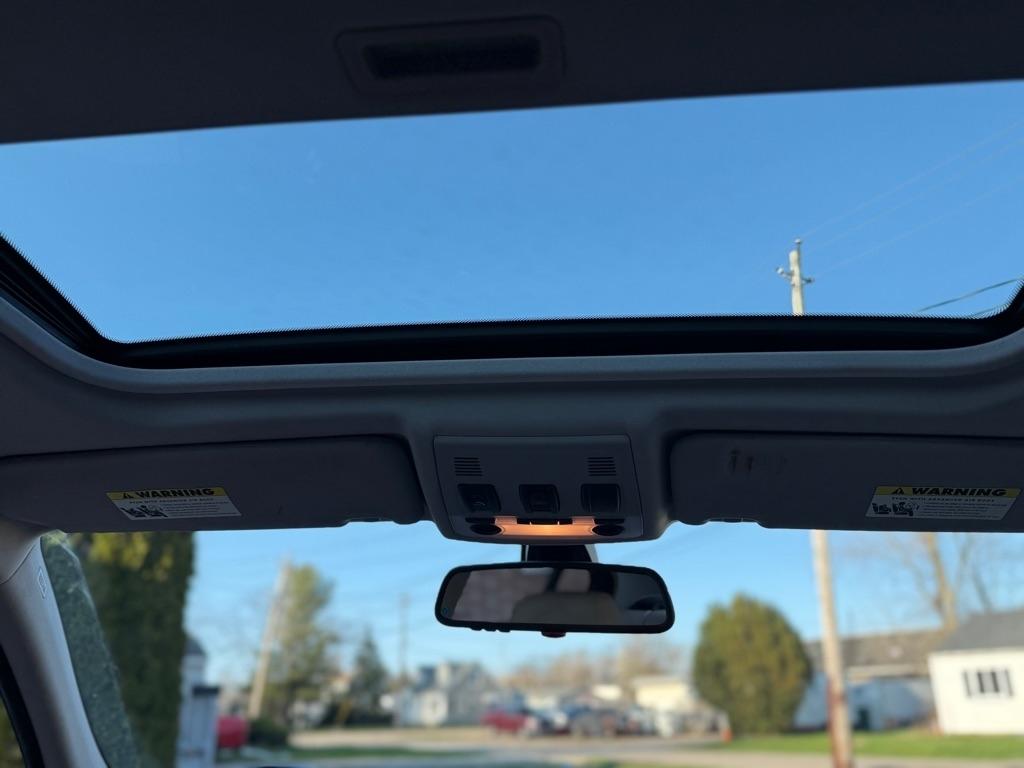 BMW 3-Series 328xi 2009