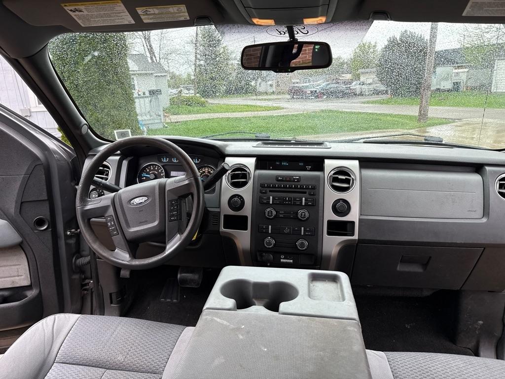 Ford F-150 XL SuperCrew 5.5-ft. Bed 4WD 2013