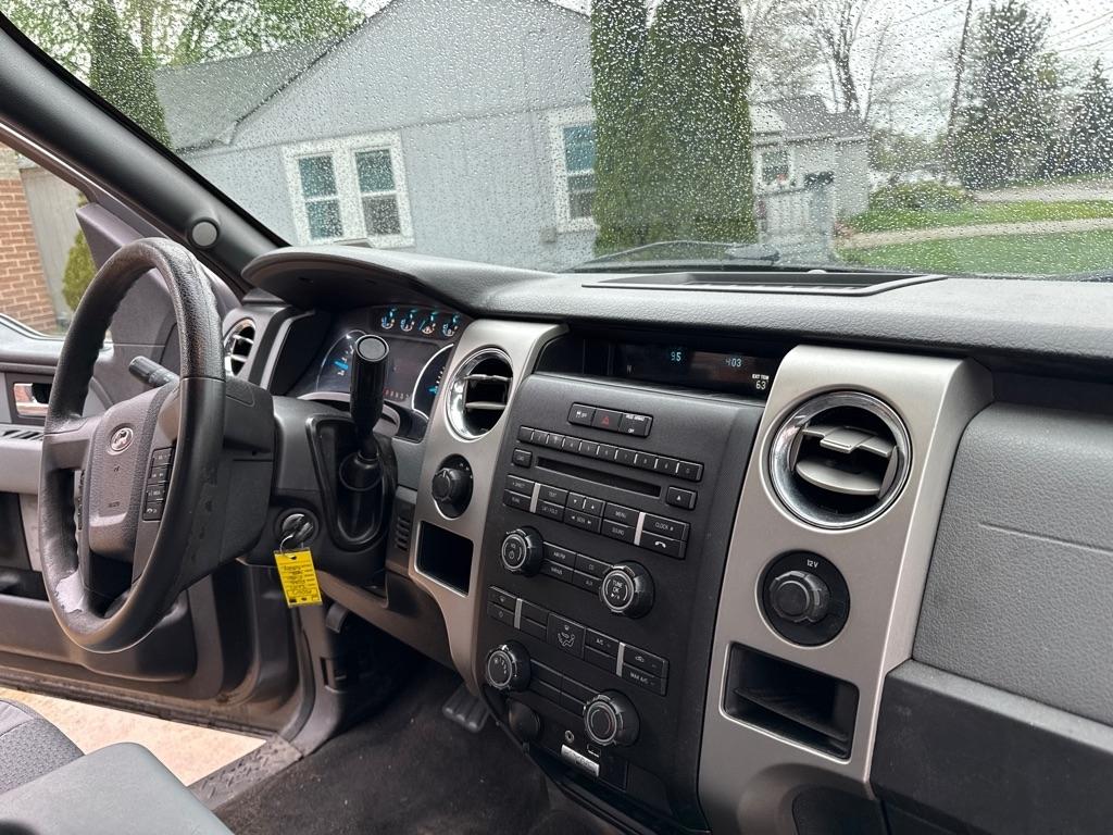 Ford F-150 XL SuperCrew 5.5-ft. Bed 4WD 2013