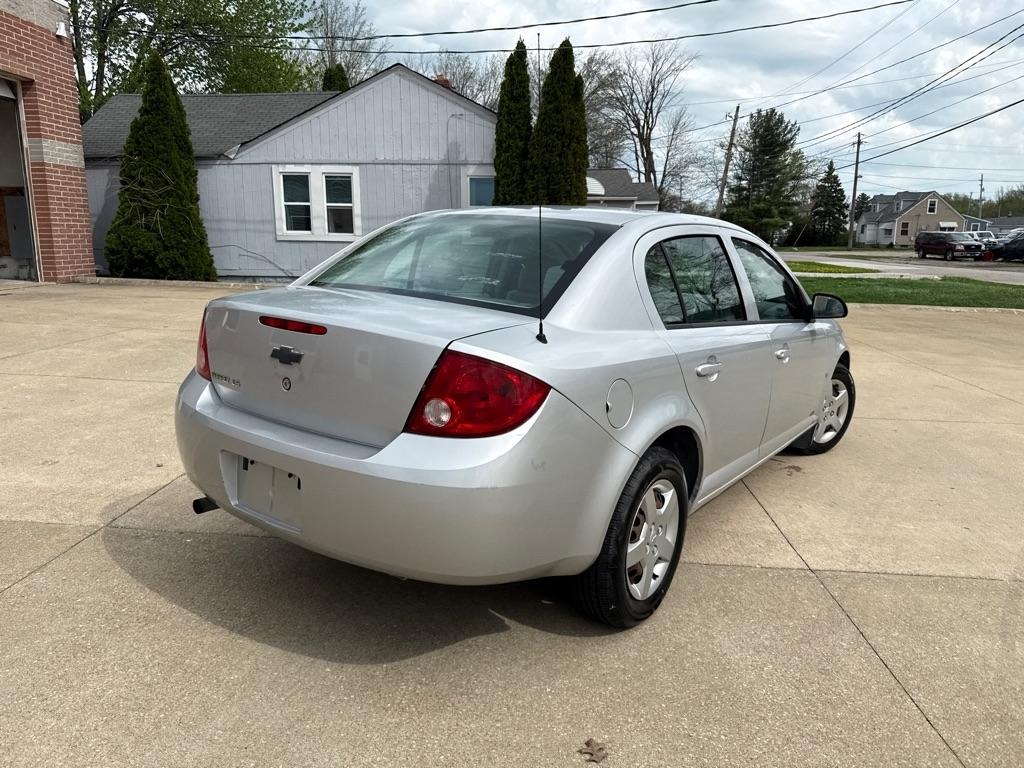 Chevrolet Cobalt LS Sedan 2006