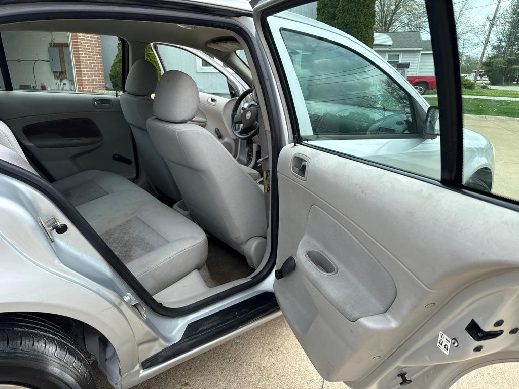 Chevrolet Cobalt LS Sedan 2006