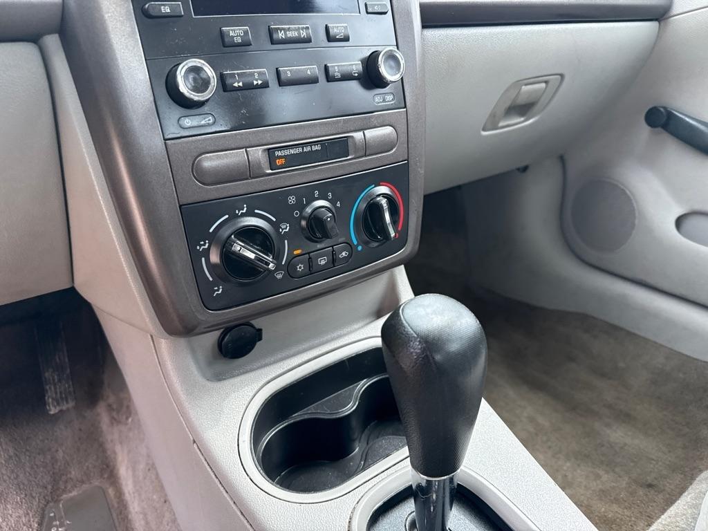 Chevrolet Cobalt LS Sedan 2006