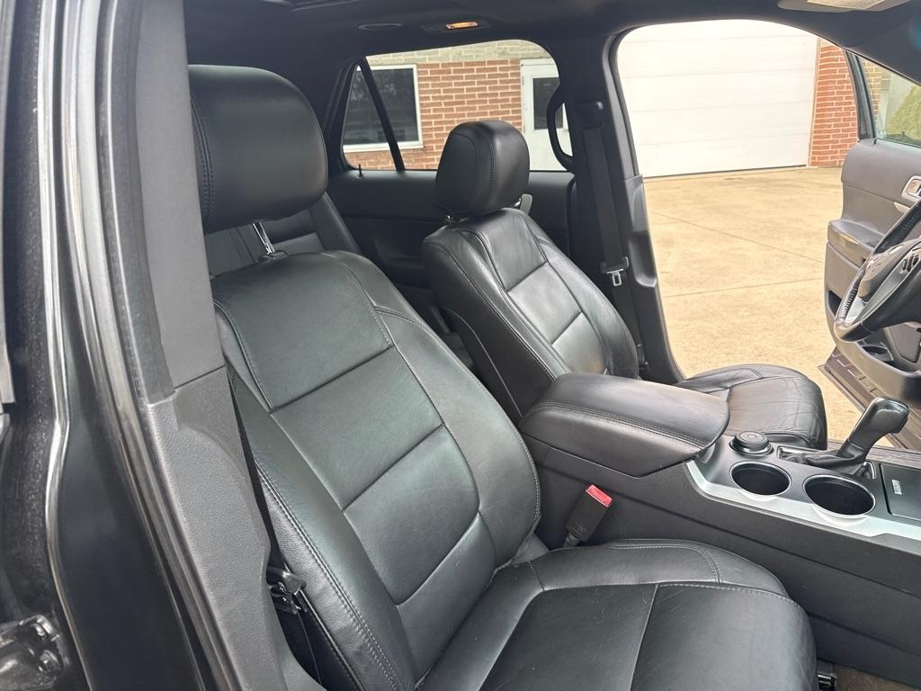 Ford Explorer XLT 4WD 2013