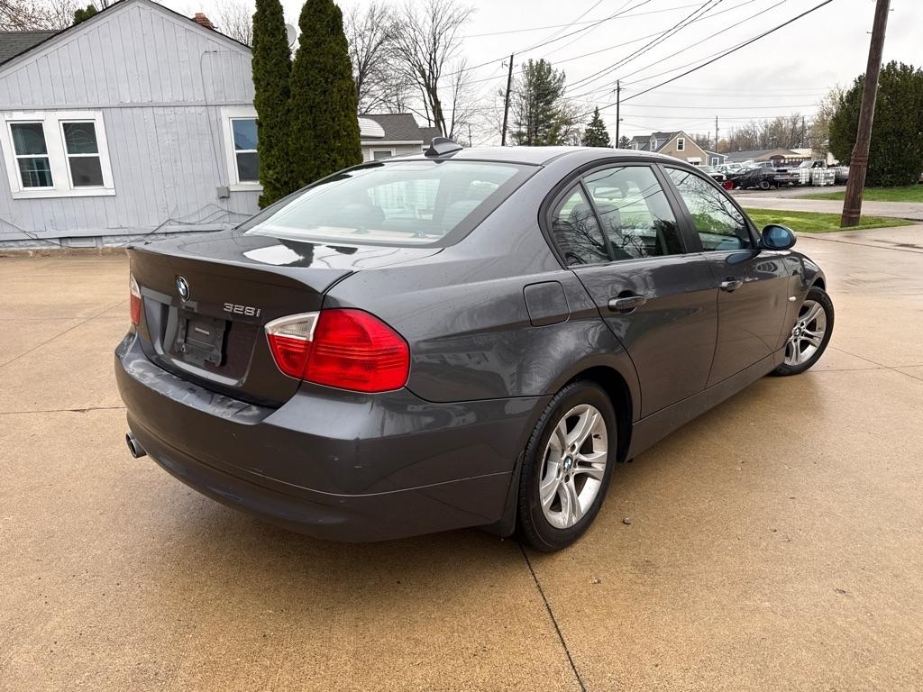 BMW 3-Series 328i 2008