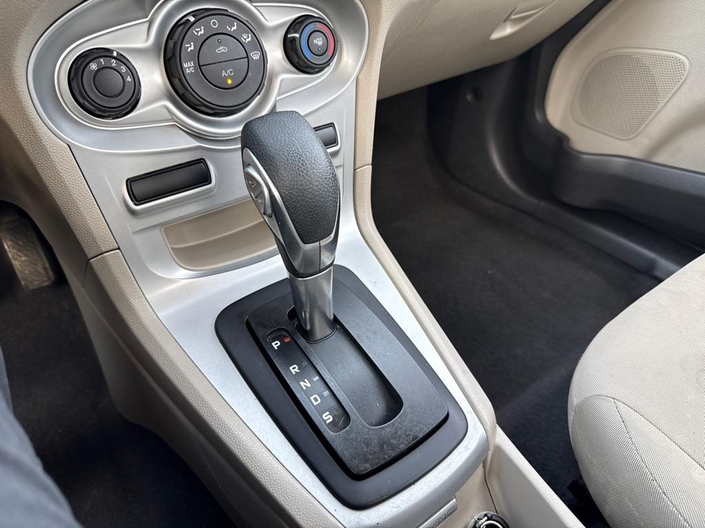 Ford Fiesta SE Sedan 2019