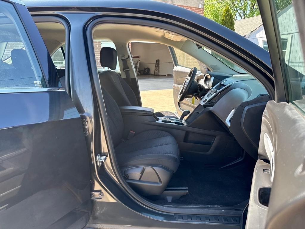 Chevrolet Equinox LS 2WD 2013