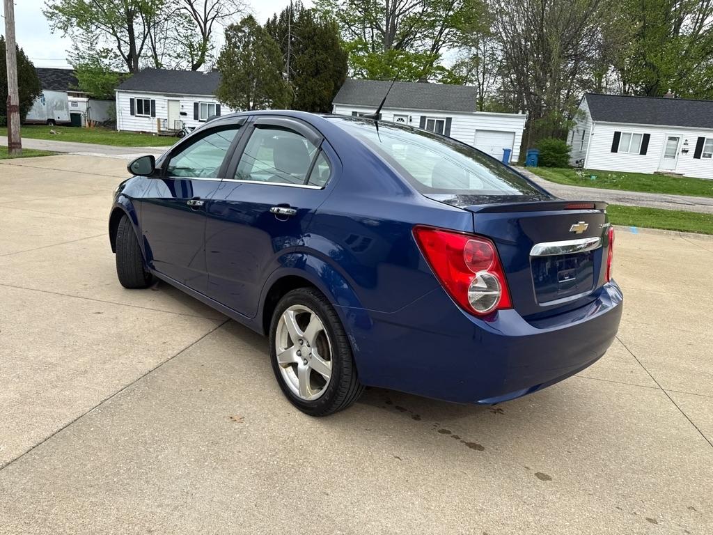 Chevrolet Sonic LTZ Auto Sedan 2013