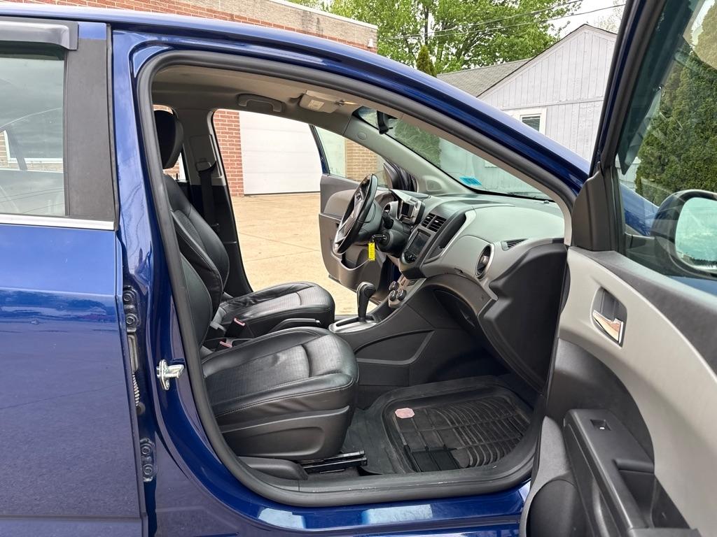 Chevrolet Sonic LTZ Auto Sedan 2013