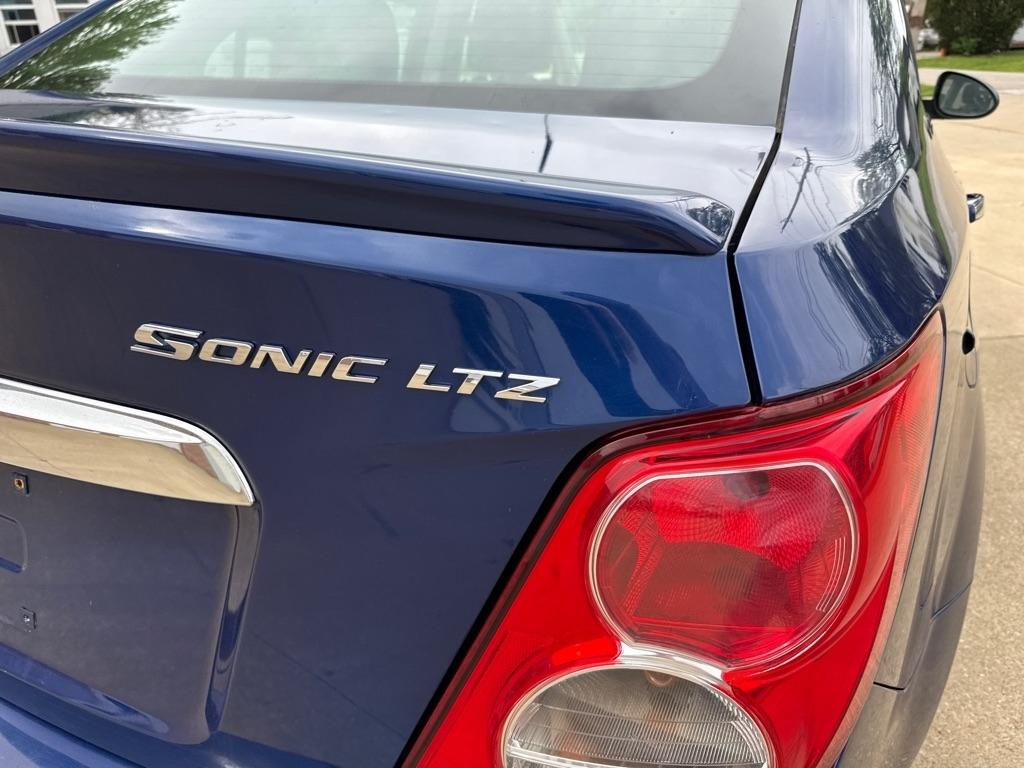 Chevrolet Sonic LTZ Auto Sedan 2013