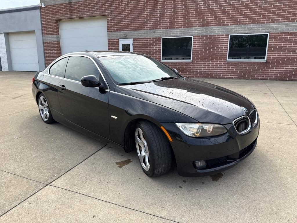 BMW 3-Series 328i Coupe 2010