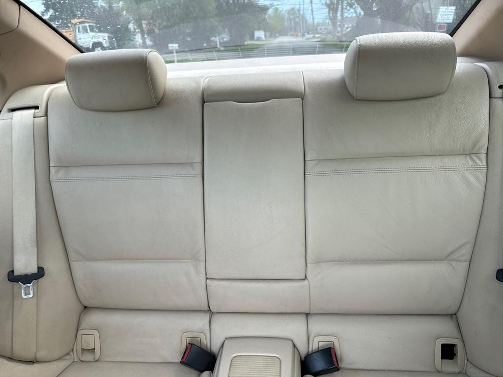 BMW 3-Series 328i Coupe 2010