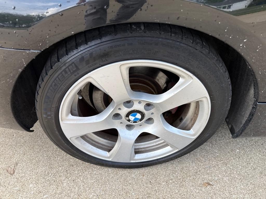 BMW 3-Series 328i Coupe 2010