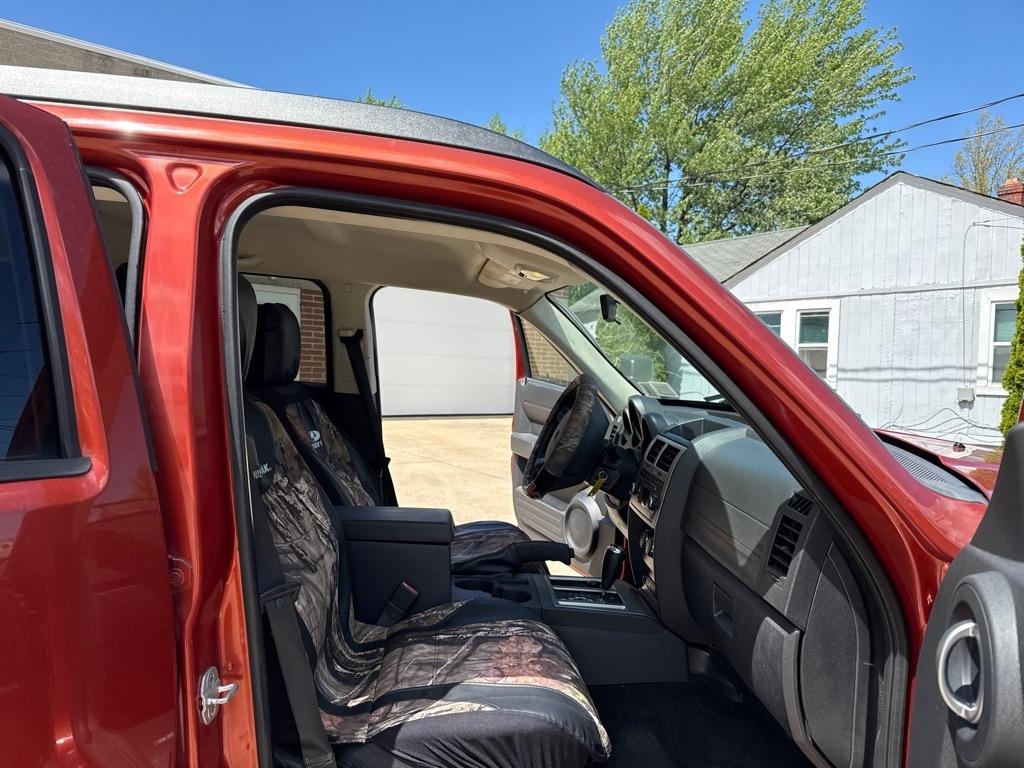 Dodge Nitro SXT 4WD 2007