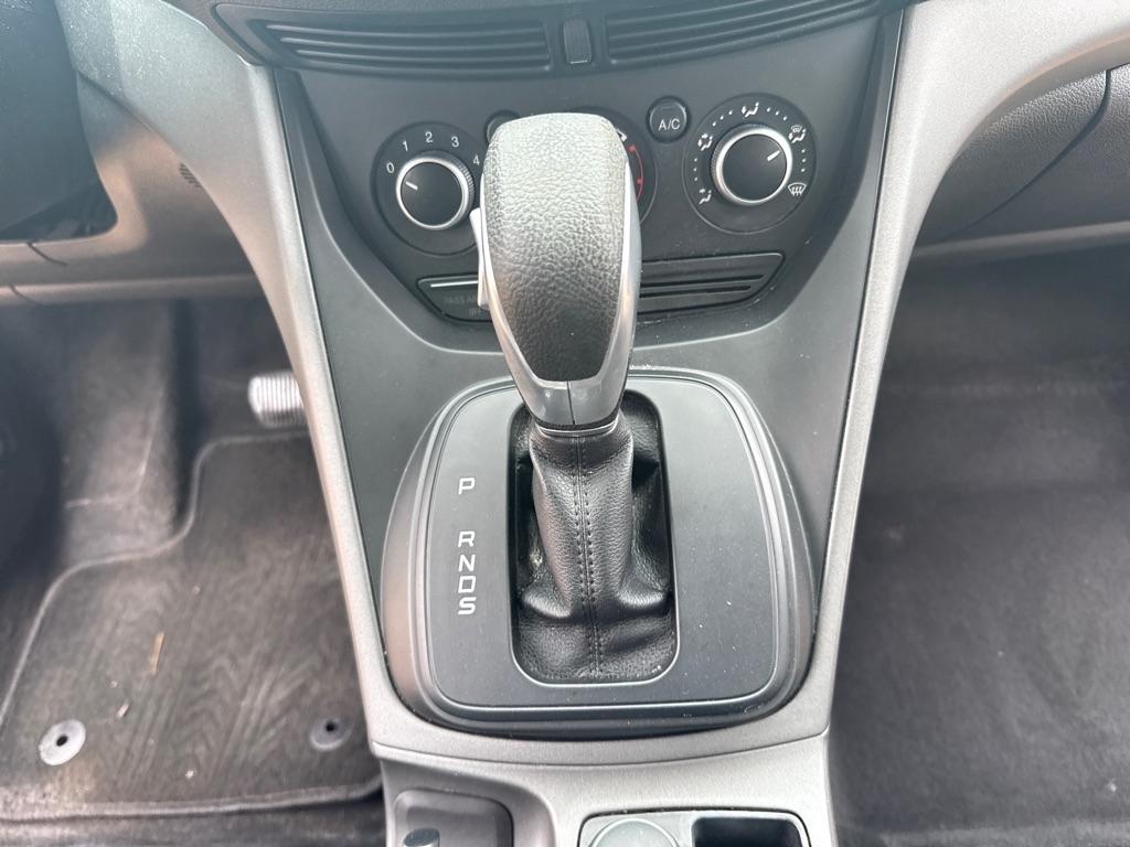 Ford Escape S FWD 2014