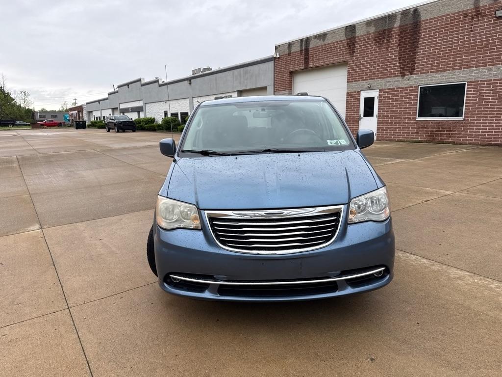 Chrysler Town & Country Touring 2012
