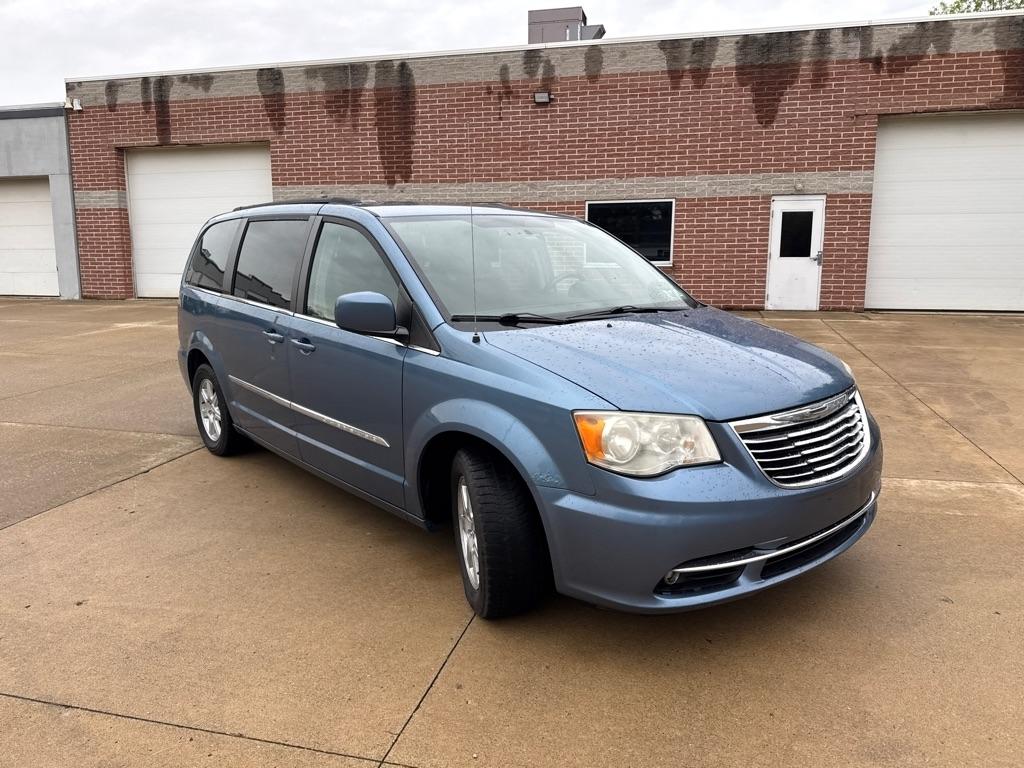 Chrysler Town & Country Touring 2012