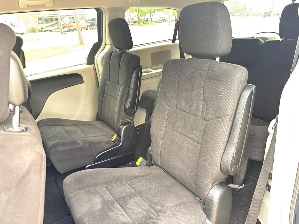 Chrysler Town & Country Touring 2012