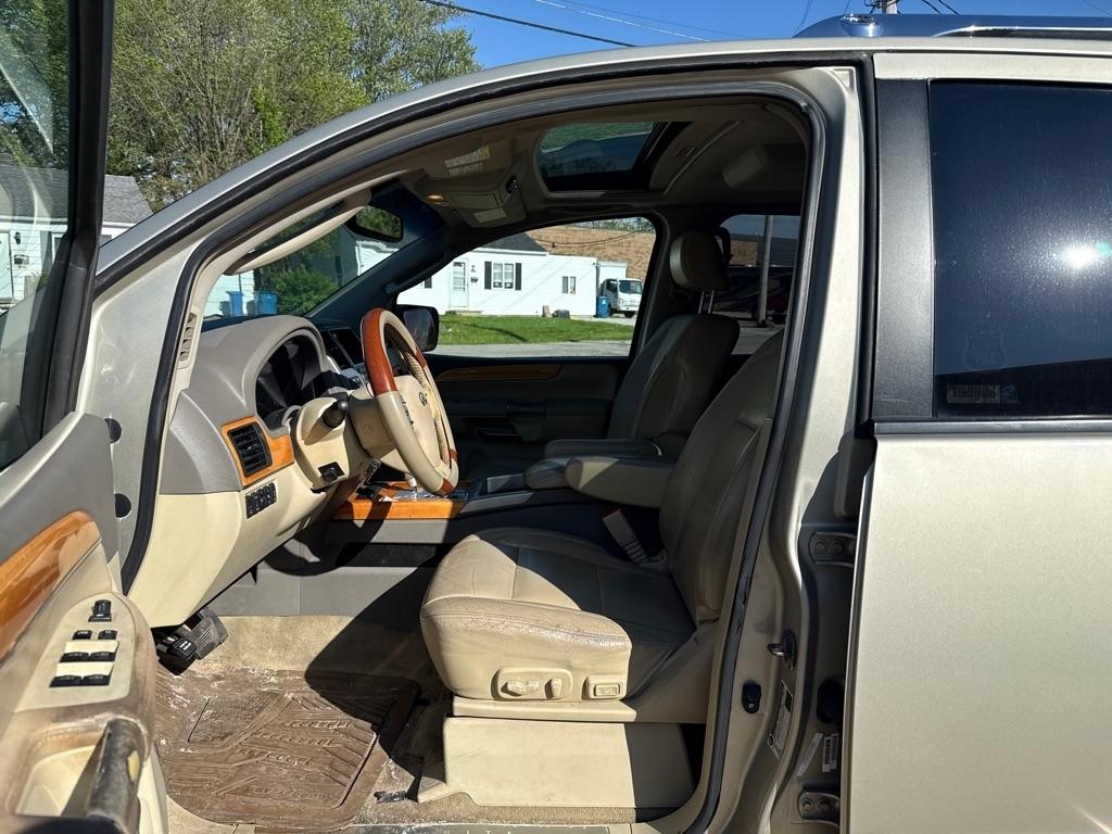 Infiniti QX56  2008