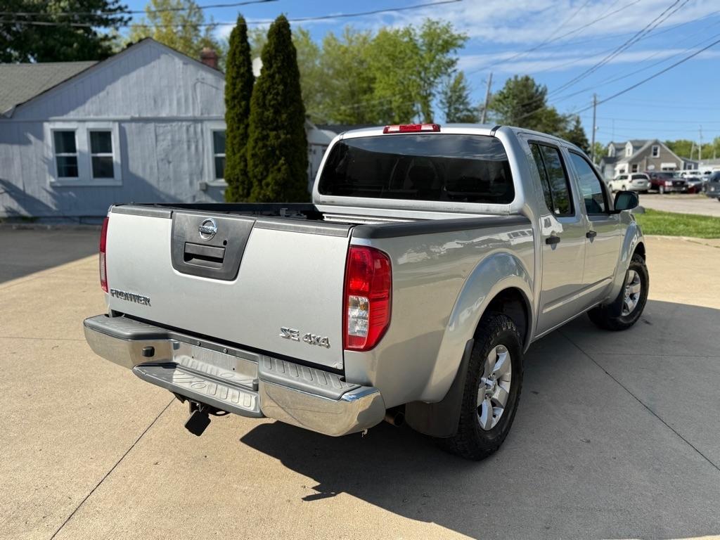 Nissan Frontier SE Crew Cab 4WD 2010
