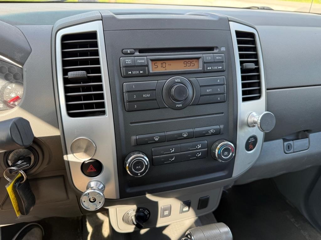 Nissan Frontier SE Crew Cab 4WD 2010