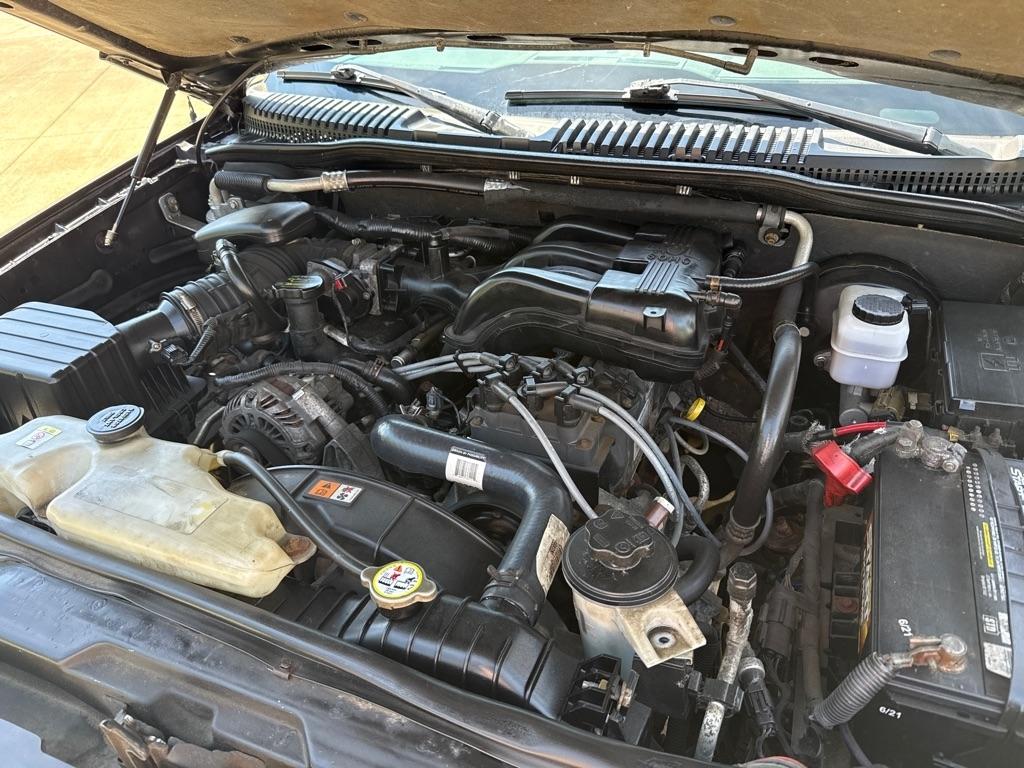 Ford Explorer XLT 4.0L 4WD 2010