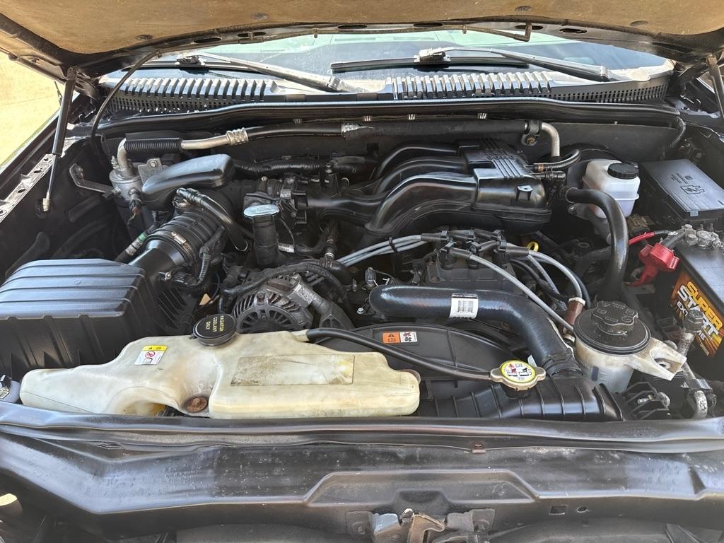 Ford Explorer XLT 4.0L 4WD 2010
