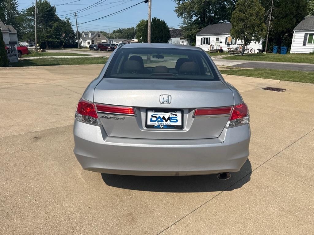 Honda Accord EX Sedan AT 2011