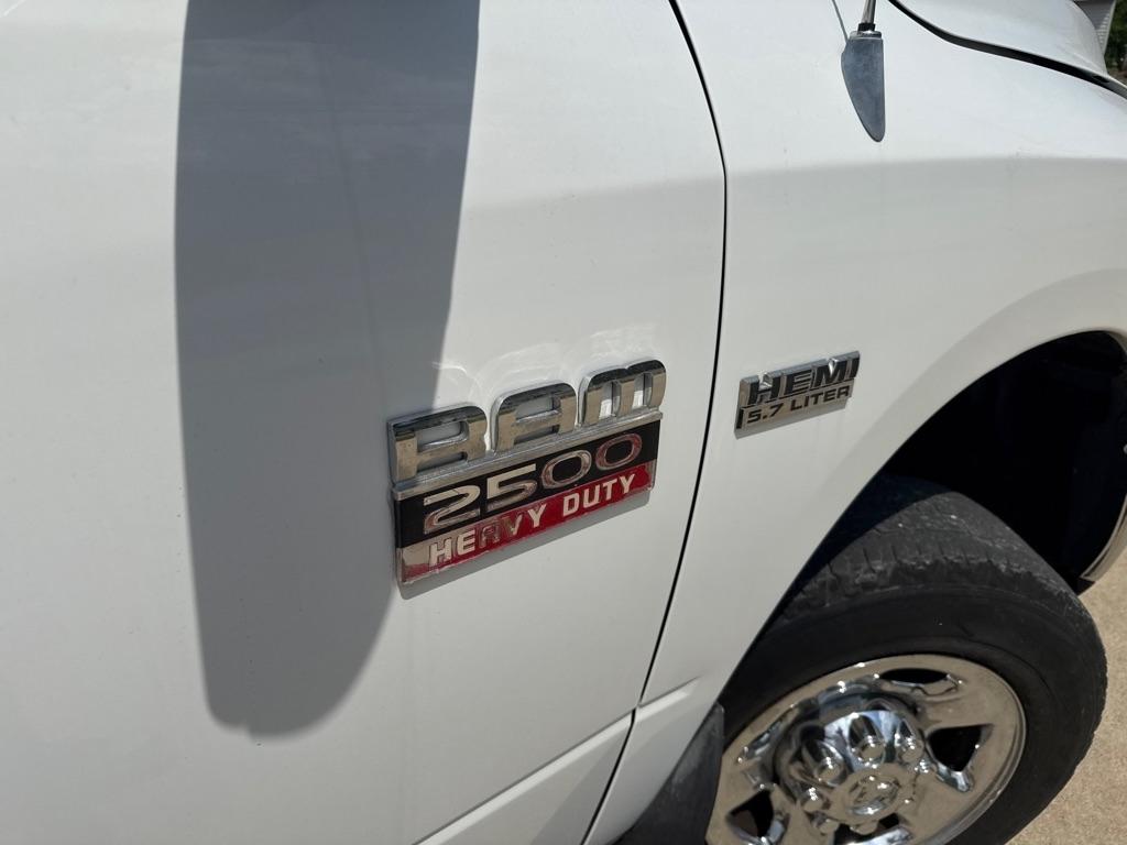 RAM 2500 ST 4WD 2012